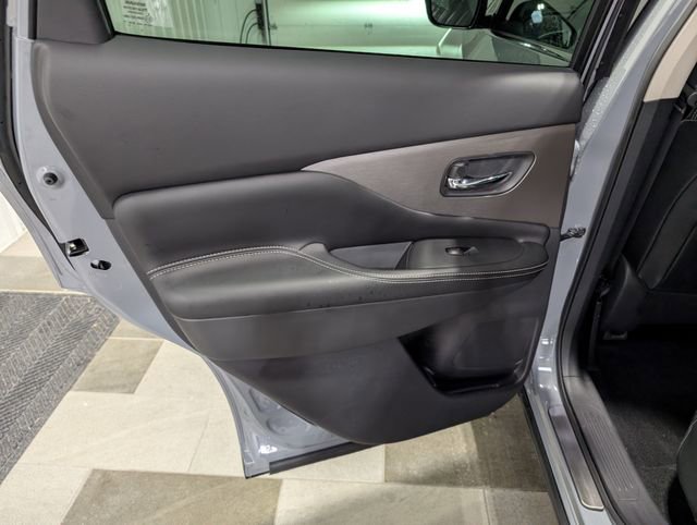 Used 2024 Nissan Murano SV w/ SV Midnight Edition Package AWD/4WD image 8