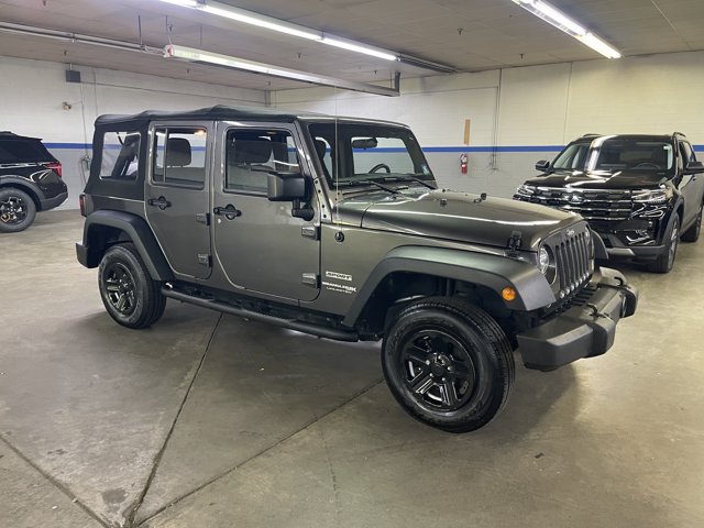 Used 2018 Jeep Wrangler Unlimited Sport w/ Connectivity Group AWD/4WD image 1