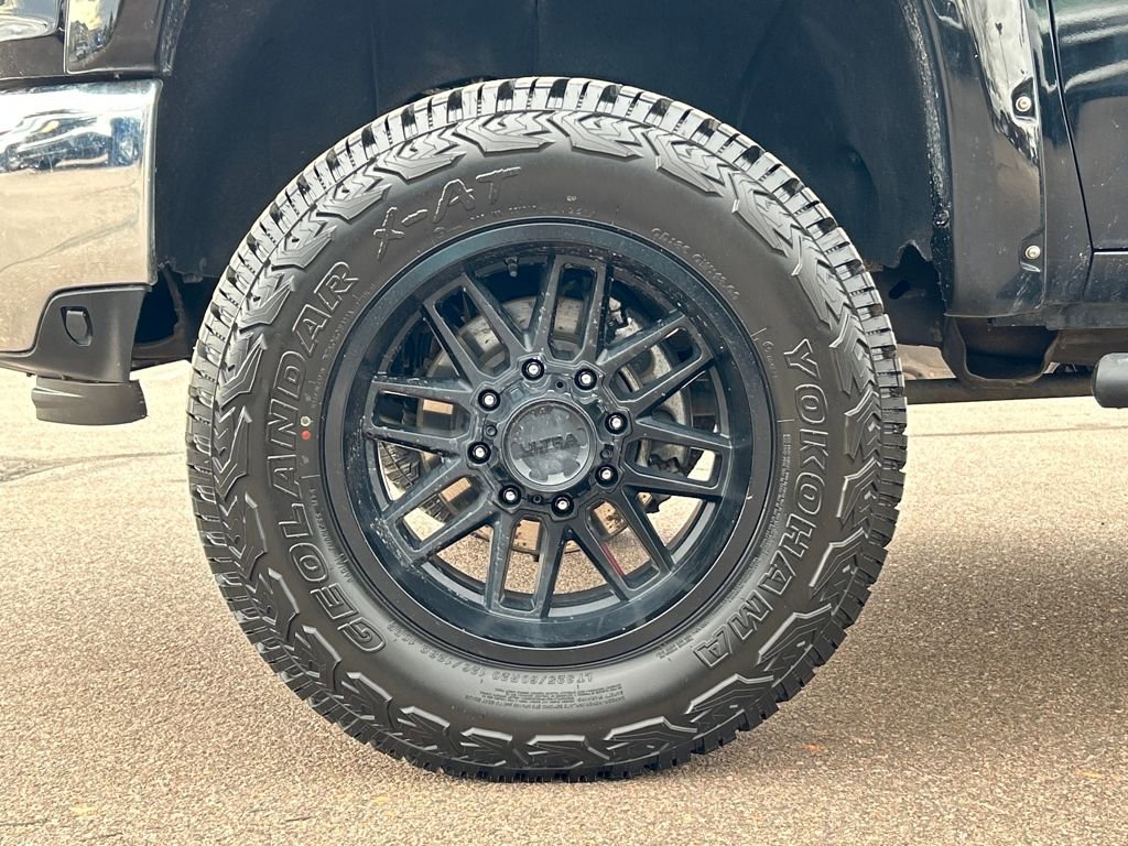 Used 2020 Chevrolet Silverado 2500 LTZ w/ LTZ Premium Package image 30