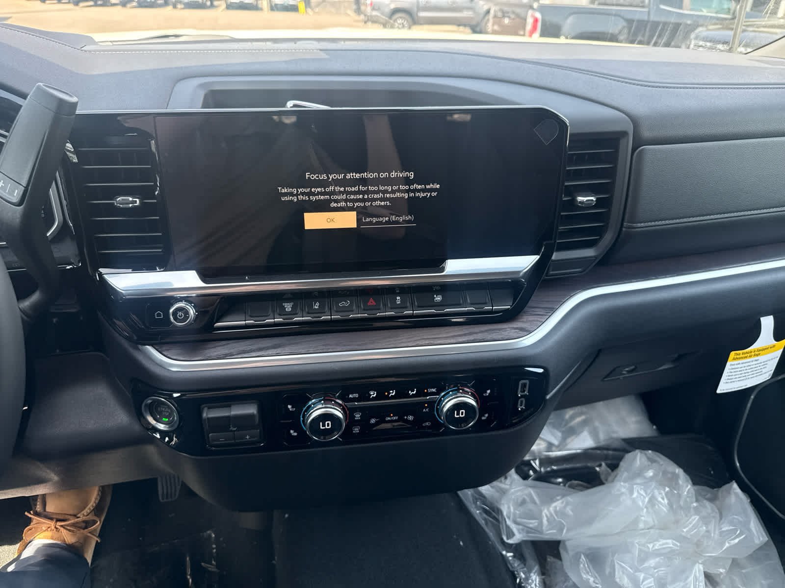 New 2026 GMC Sierra 2500 SLT AWD/4WD image 18