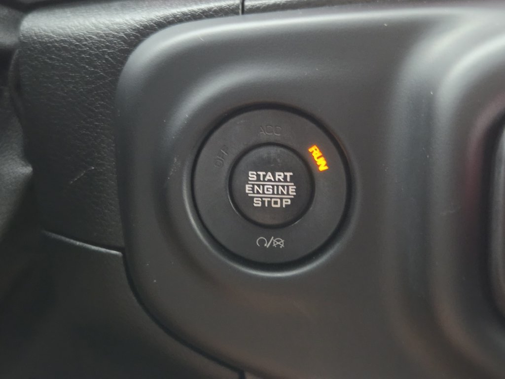 Used 2021 Jeep Gladiator Rubicon AWD/4WD image 30