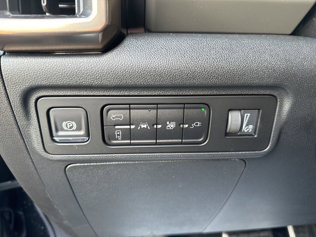 New 2025 GMC Hummer EV 3X w/ LPO, Sport Package AWD/4WD image 28