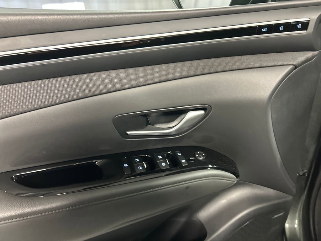 Used 2024 Hyundai Tucson Limited image 12