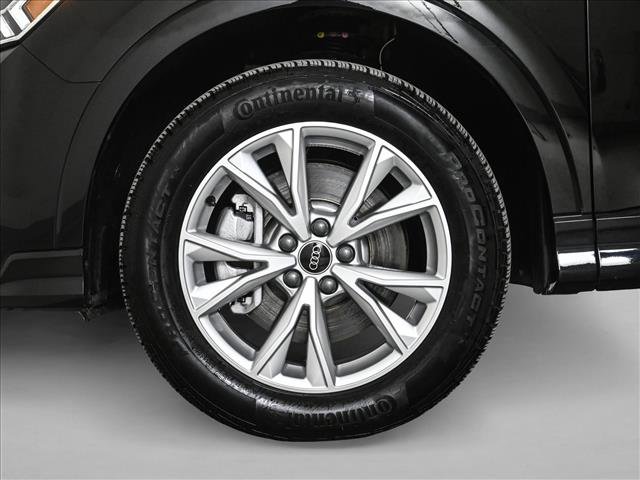 Certified 2025 Audi Q3 2.0T Premium Plus w/ Premium Plus Package image 25