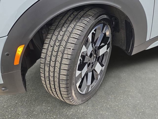 Certified 2023 MINI Cooper Countryman S w/ Mini Untamed Edition image 27