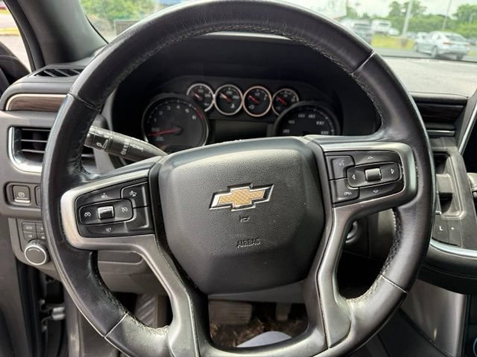 Used 2021 Chevrolet Suburban LT AWD/4WD image 12