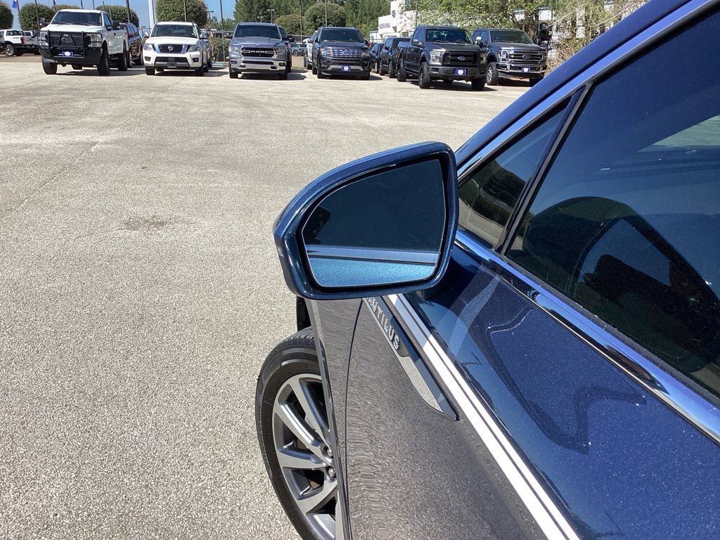 Used 2019 Lincoln Nautilus Select image 23