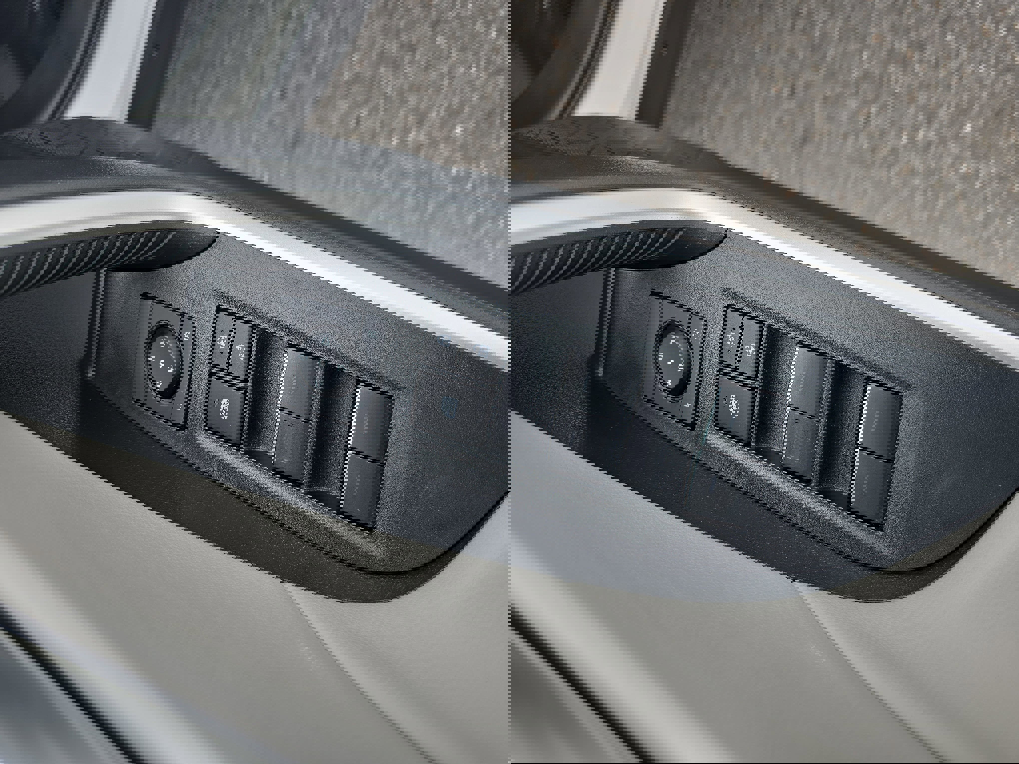 Used 2024 Toyota RAV4 XLE w/ Convenience Package image 28