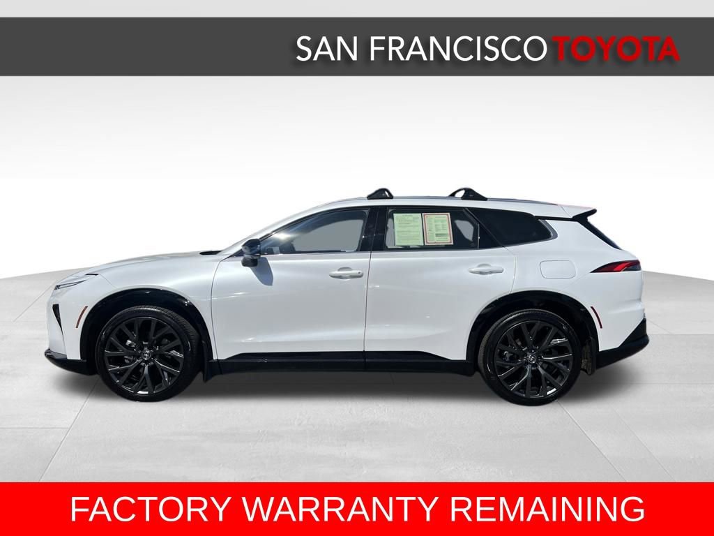 Certified 2025 Toyota Crown Signia image 2