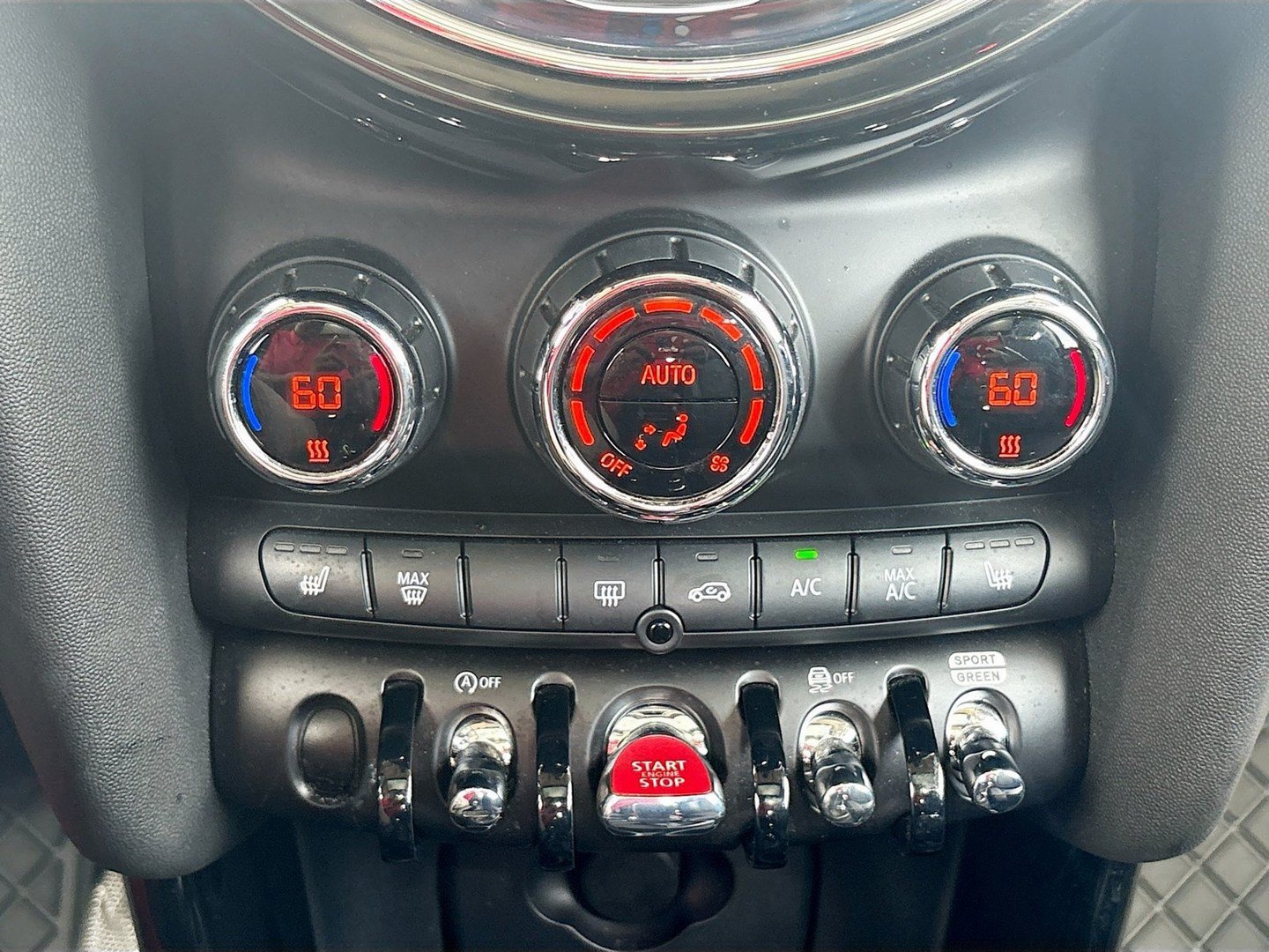 Used 2024 MINI Cooper S FWD image 15