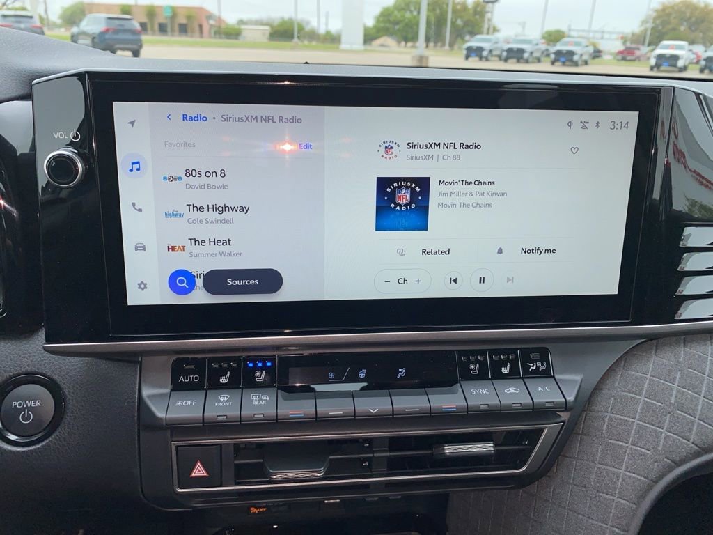 Used 2025 Toyota Camry XLE w/ Premium Package image 10