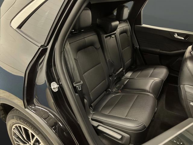 Used 2024 Ford Escape SE image 31