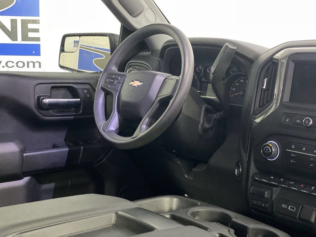 Used 2023 Chevrolet Silverado 1500 Custom AWD/4WD image 10