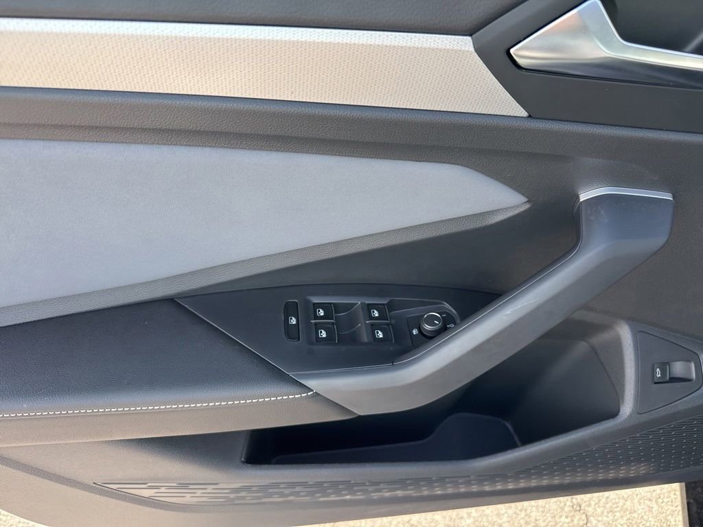 New 2026 Volkswagen Jetta SE FWD image 17