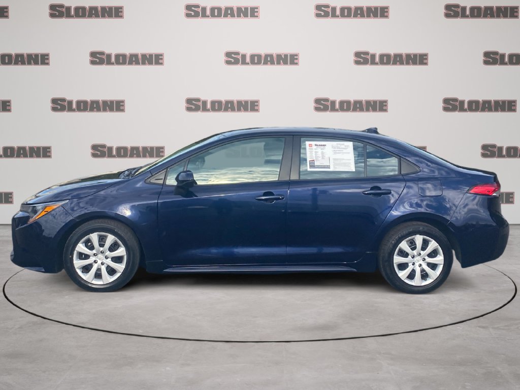 Used 2024 Toyota Corolla LE FWD image 2