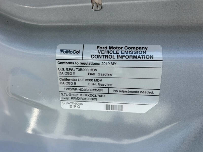 Used 2019 Ford Transit 350 XLT image 17