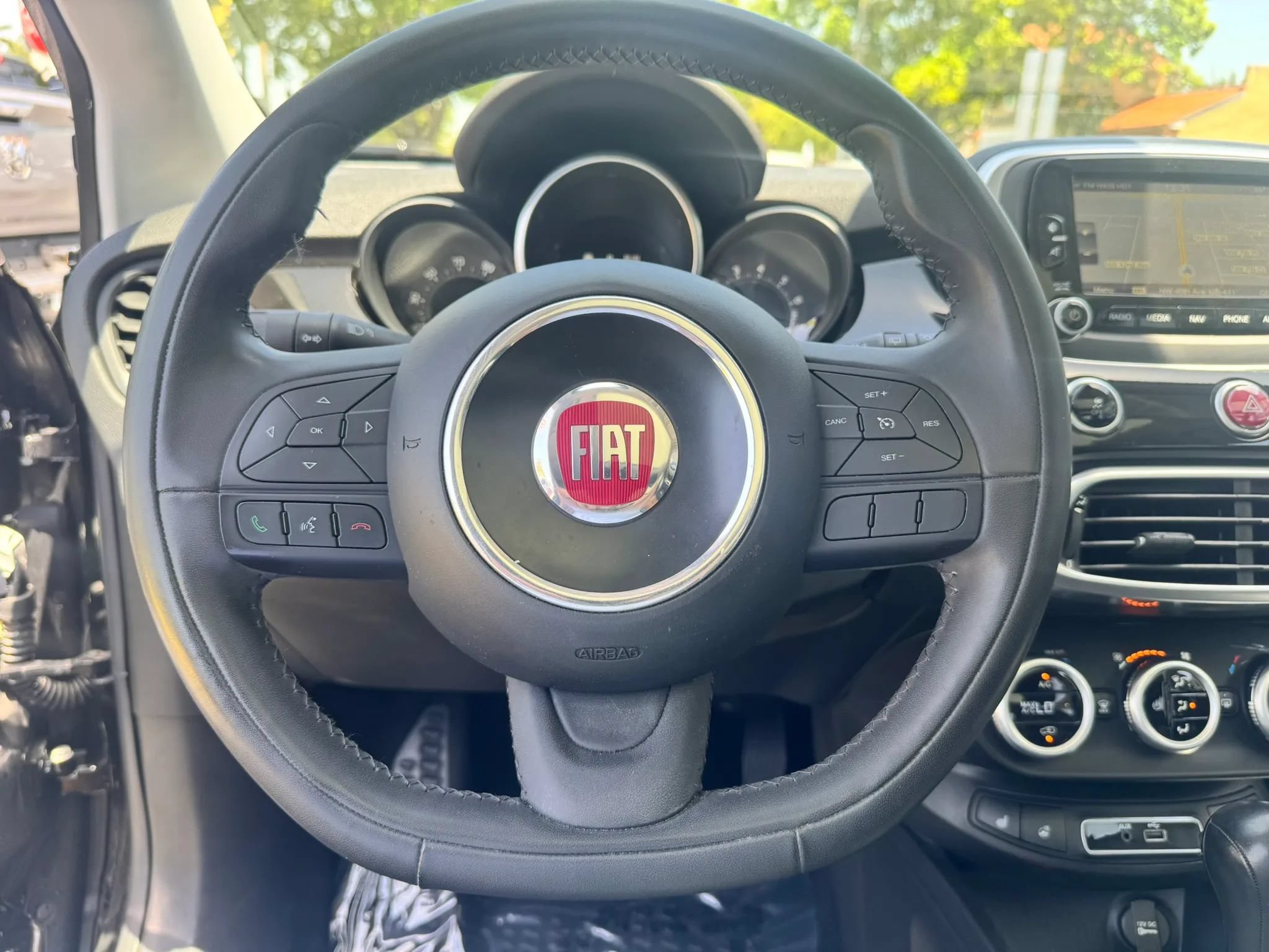 Used 2017 FIAT 500X Lounge w/ Lounge Premium Package (FWD) image 35