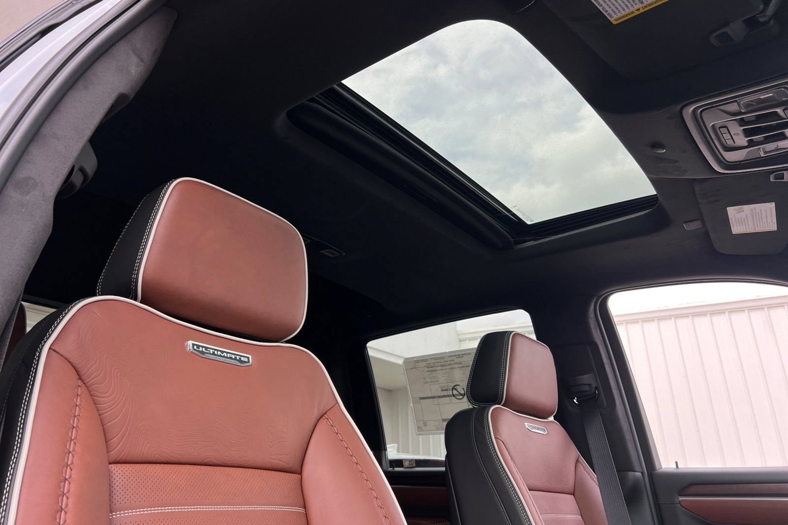 New 2026 GMC Sierra 2500 Denali Ultimate AWD/4WD image 14
