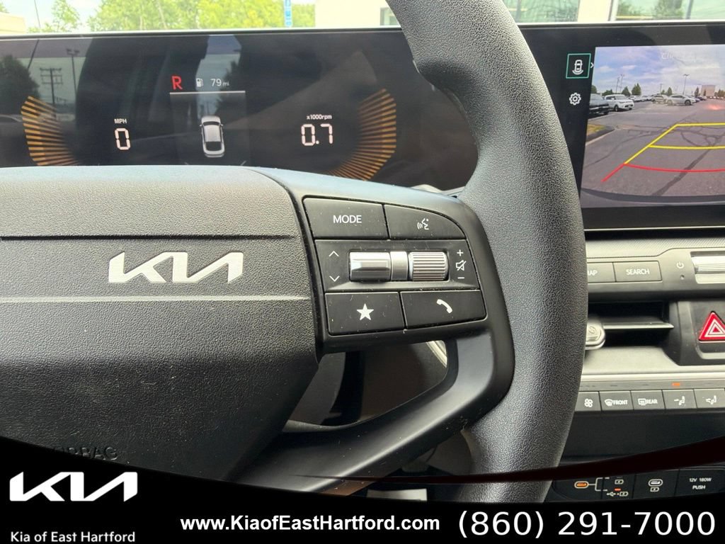 Certified 2025 Kia K4 FWD image 34