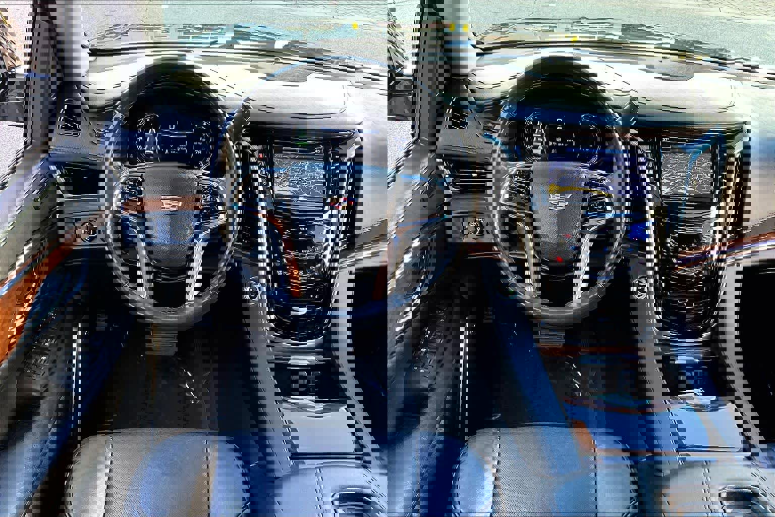 Used 2020 Cadillac Escalade Luxury image 7