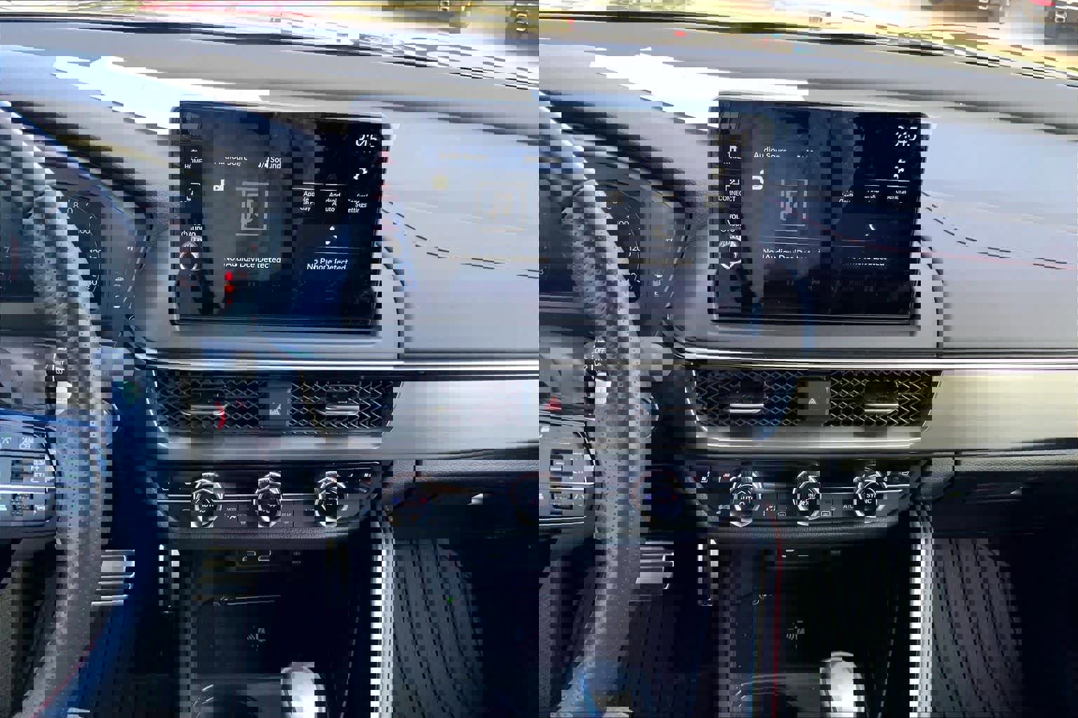 Used 2025 Acura ADX A-Spec image 32