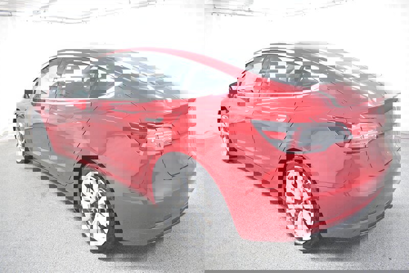 Used 2018 Tesla Model 3 Long Range image 5