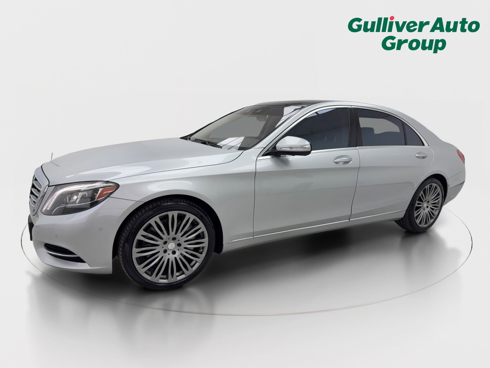 Used 2015 Mercedes-Benz S 550 Sedan image 2
