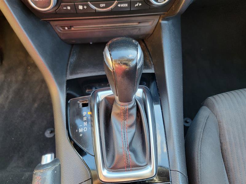 Used 2014 MAZDA MAZDA3 i Touring w/ Technology Package image 34