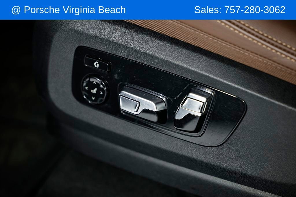 Used 2023 BMW X5 M50i w/ Climate Comfort Package image 24