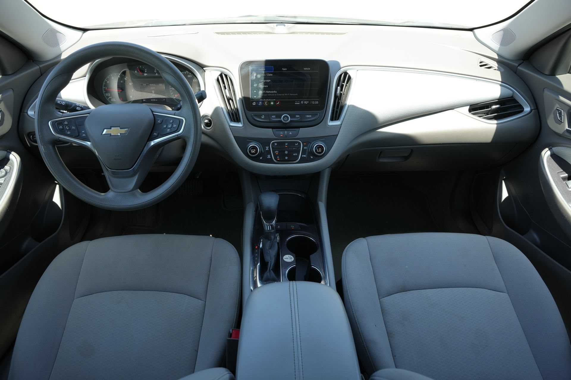 Used 2025 Chevrolet Malibu LT FWD image 8