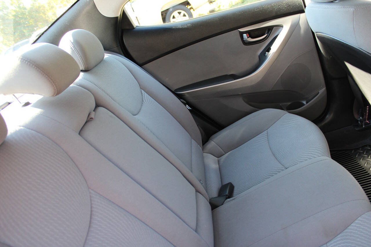 Used 2015 Hyundai Elantra SE FWD image 40