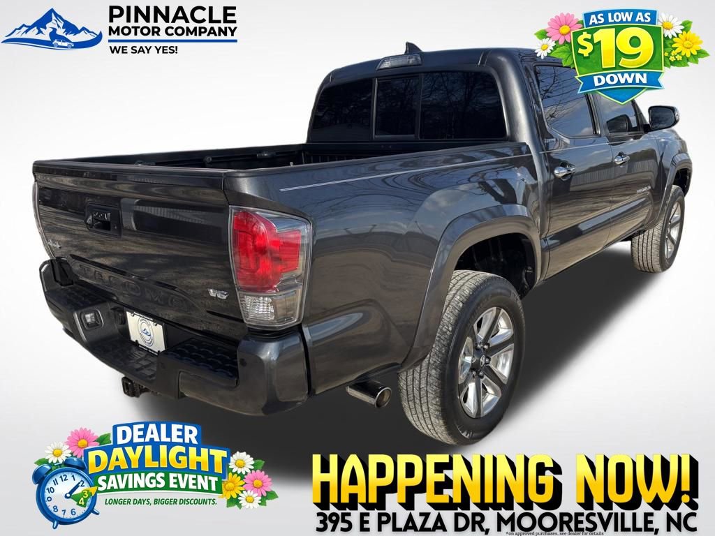 Used 2016 Toyota Tacoma Limited w/ Exterior Package image 3