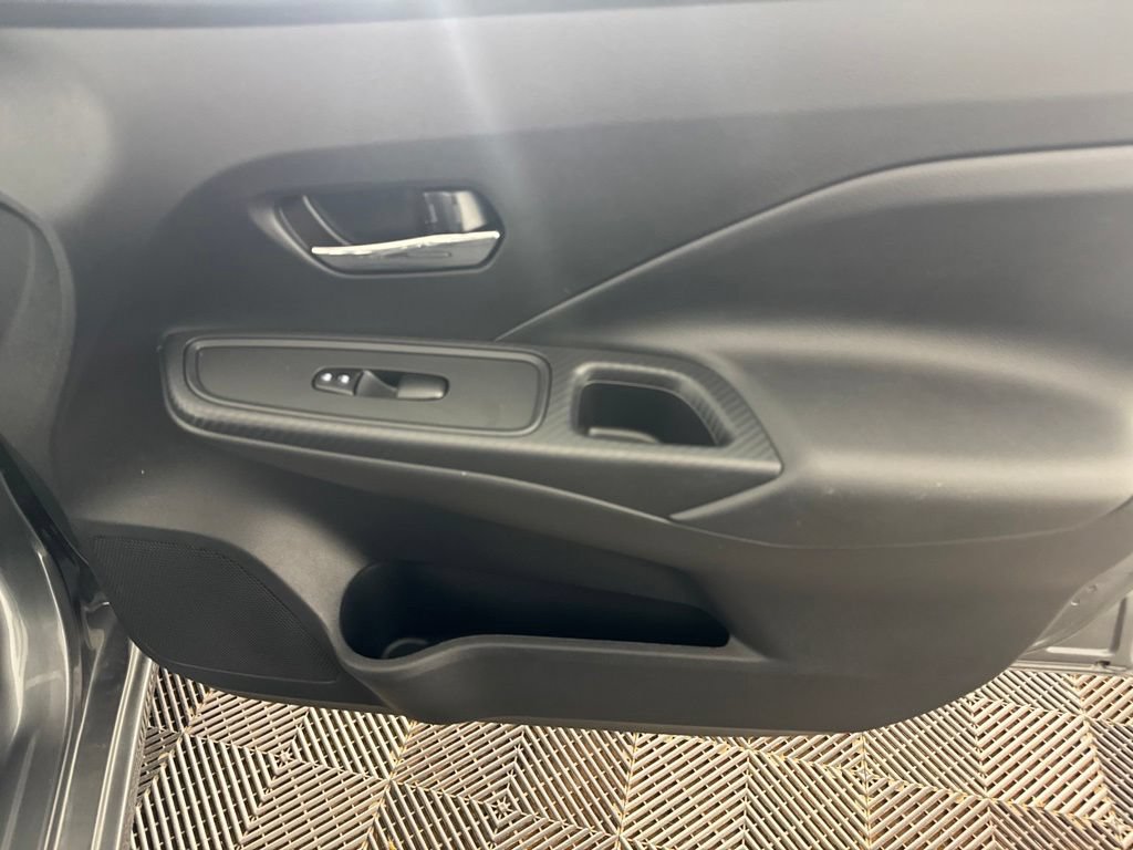 Used 2025 Nissan Versa SV FWD image 21