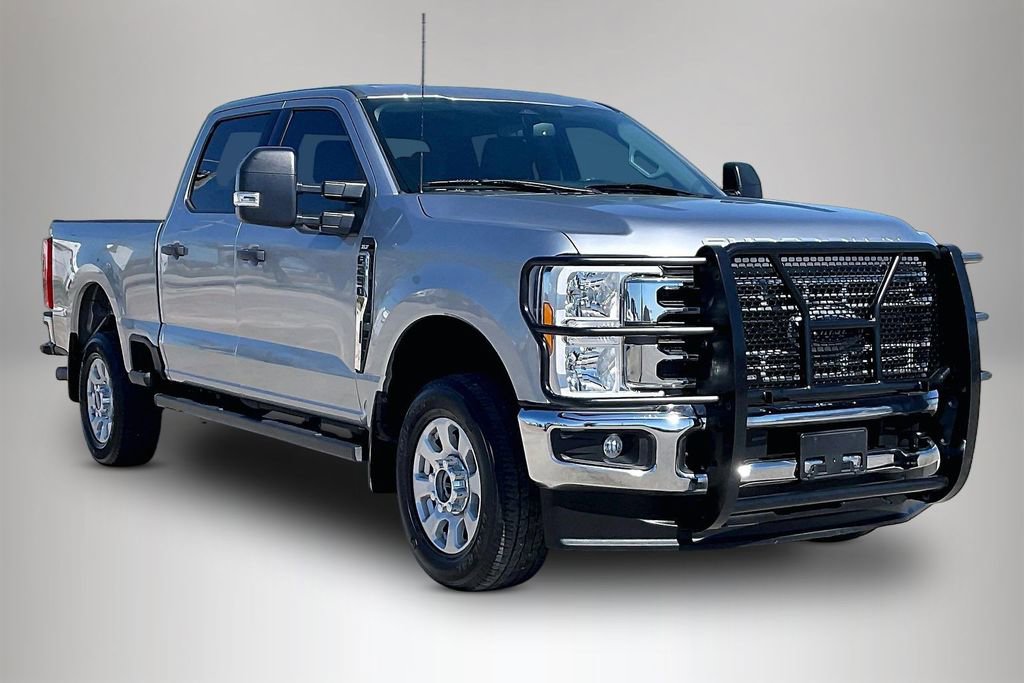Used 2023 Ford F250 XLT image 1
