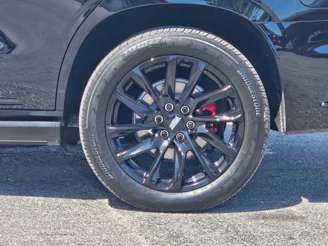 Certified 2024 Cadillac Escalade Sport w/ LPO, ONYX Package AWD/4WD image 33