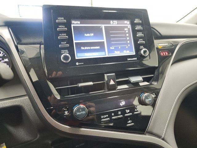 Used 2023 Toyota Camry SE FWD image 29