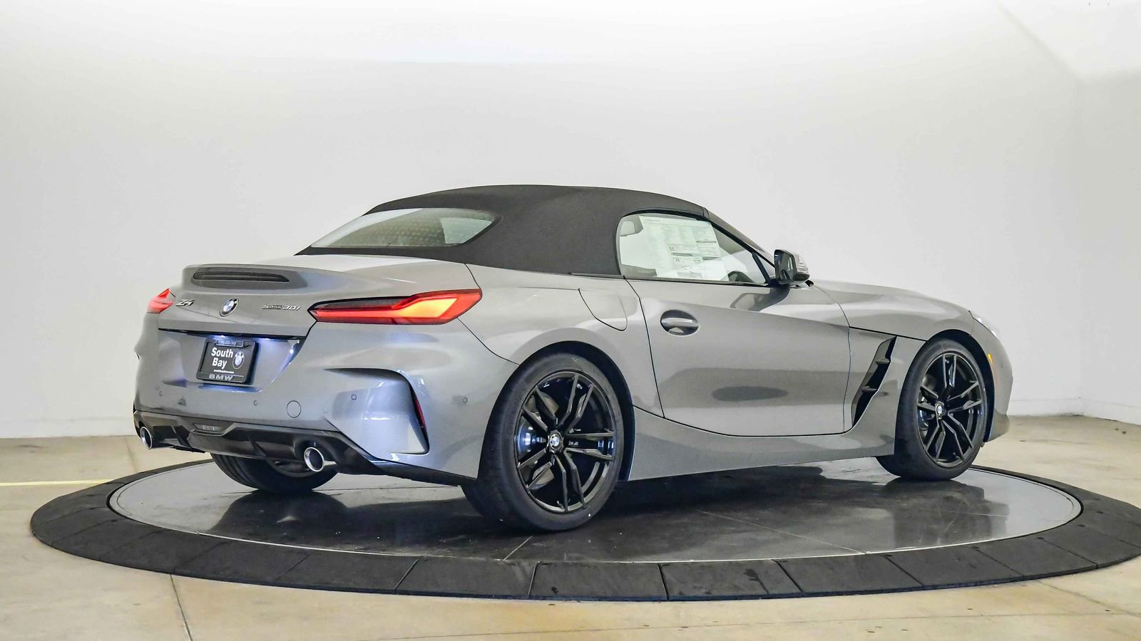 New 2026 BMW Z4 sDrive30i w/ Premium Package image 5