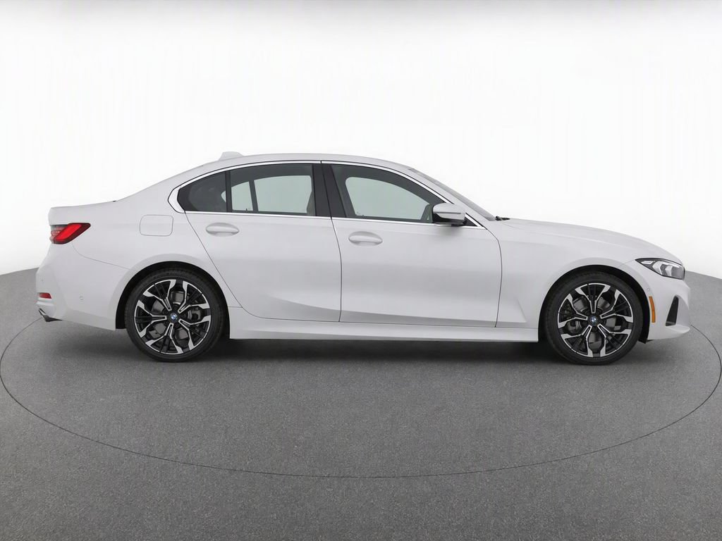 Certified 2025 BMW 330i Sedan RWD image 35