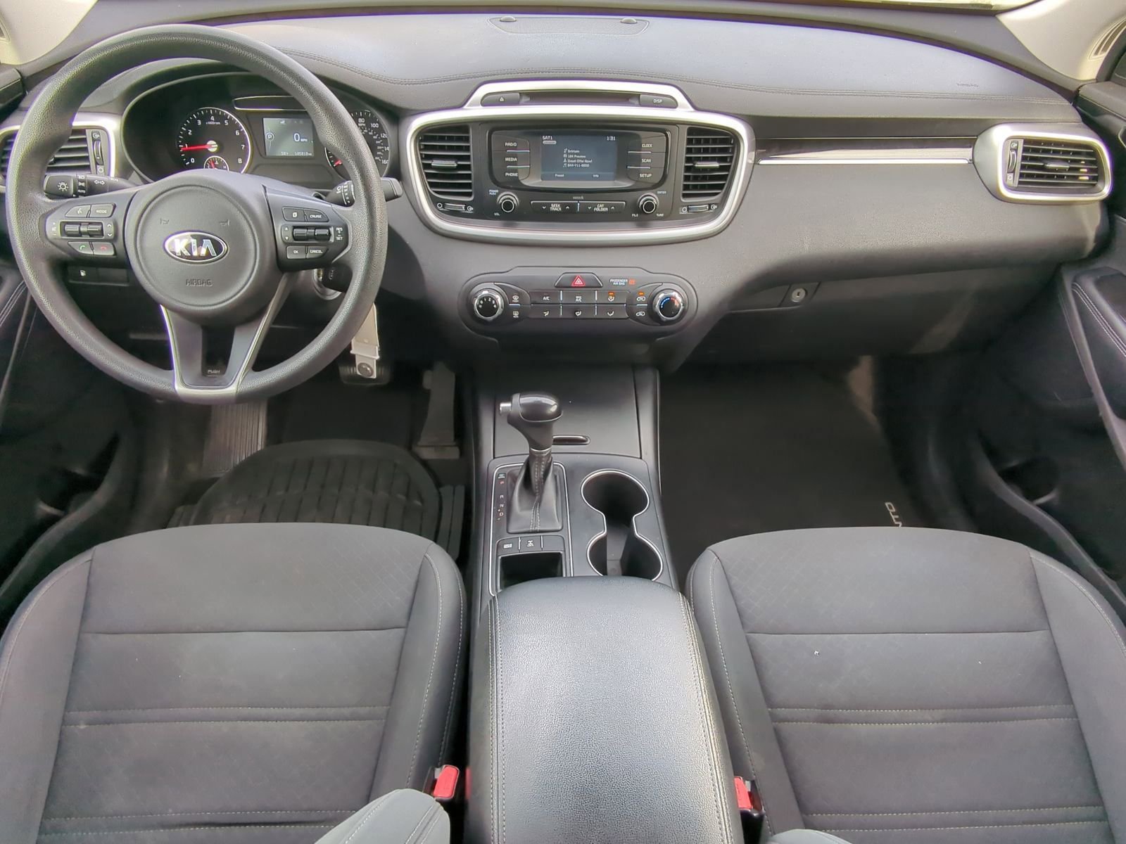 Used 2017 Kia Sorento LX image 16