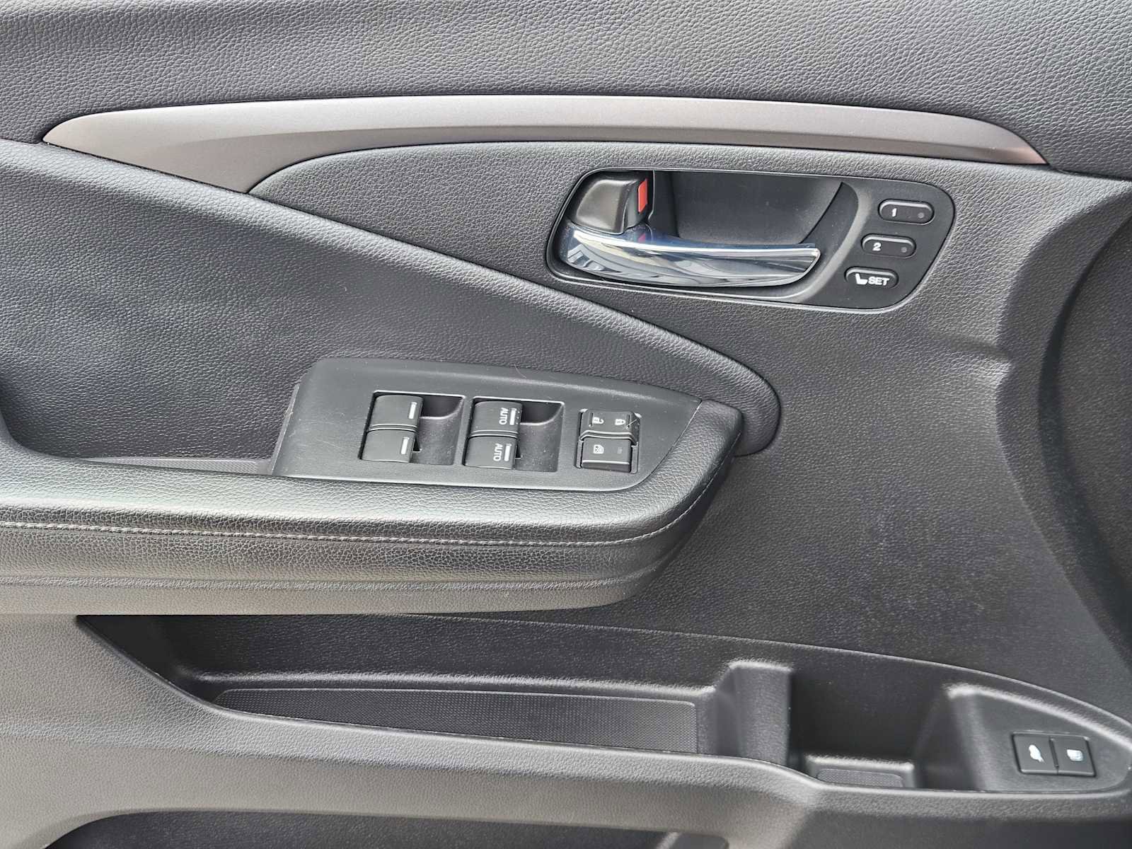 Certified 2021 Honda Pilot Special Edition image 23