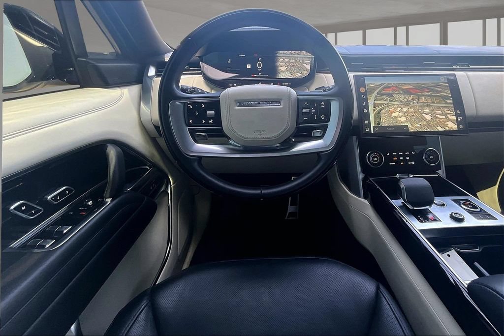 Used 2023 Land Rover Range Rover SE AWD/4WD image 5