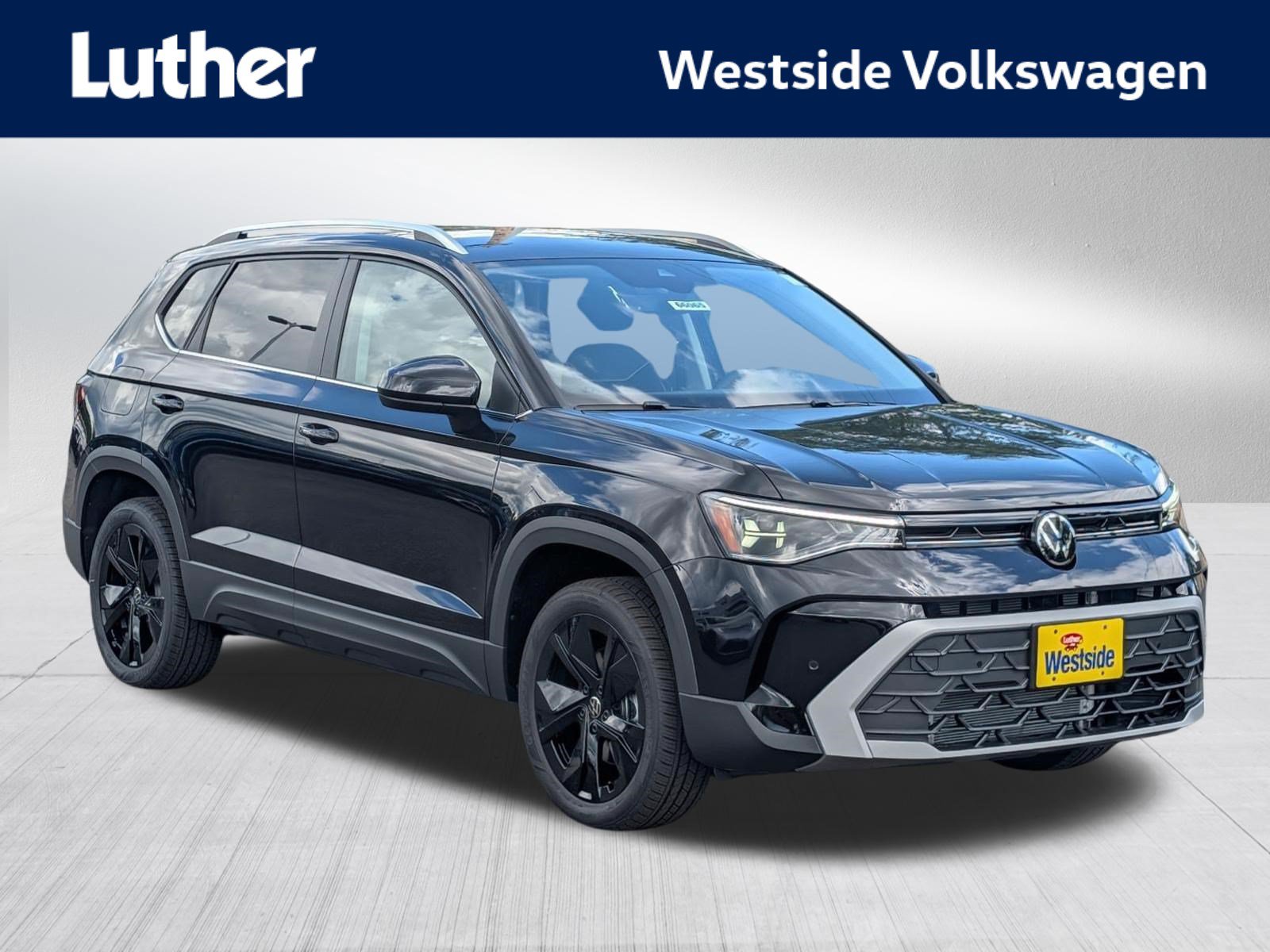 New 2026 Volkswagen Taos SE FWD image 1