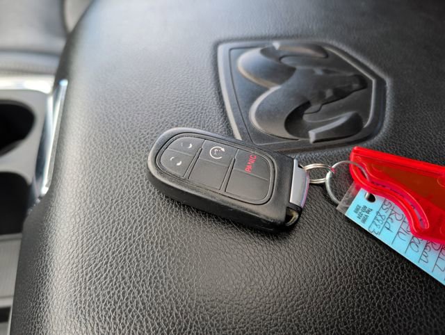 Used 2017 RAM 1500 Laramie w/ Convenience Group image 32