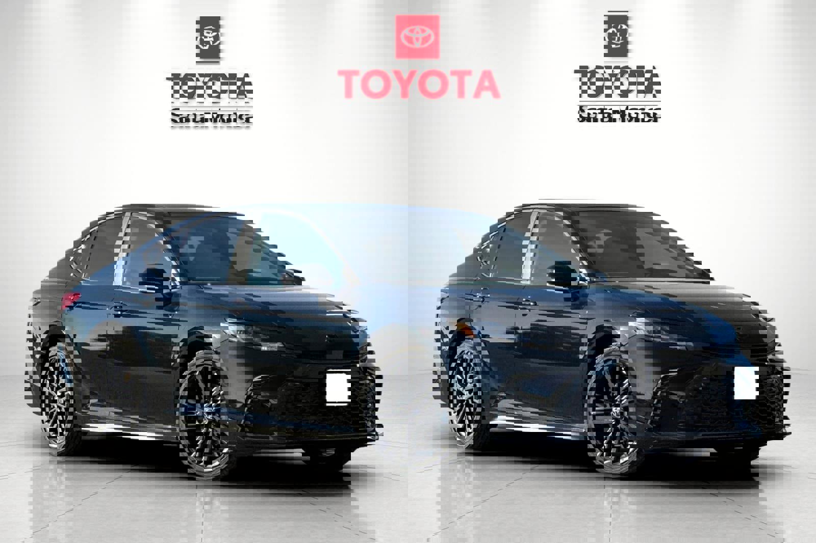 New 2026 Toyota Camry Hybrid image 1