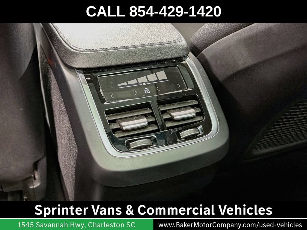 Used 2018 Volvo XC90 T5 Momentum w/ Convenience Package AWD/4WD image 25