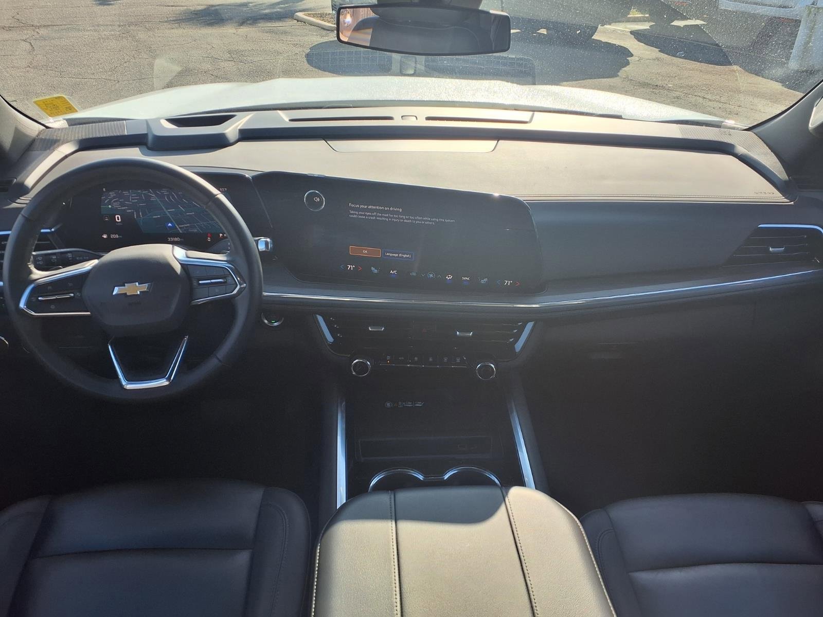 Used 2025 Chevrolet Tahoe LT image 3