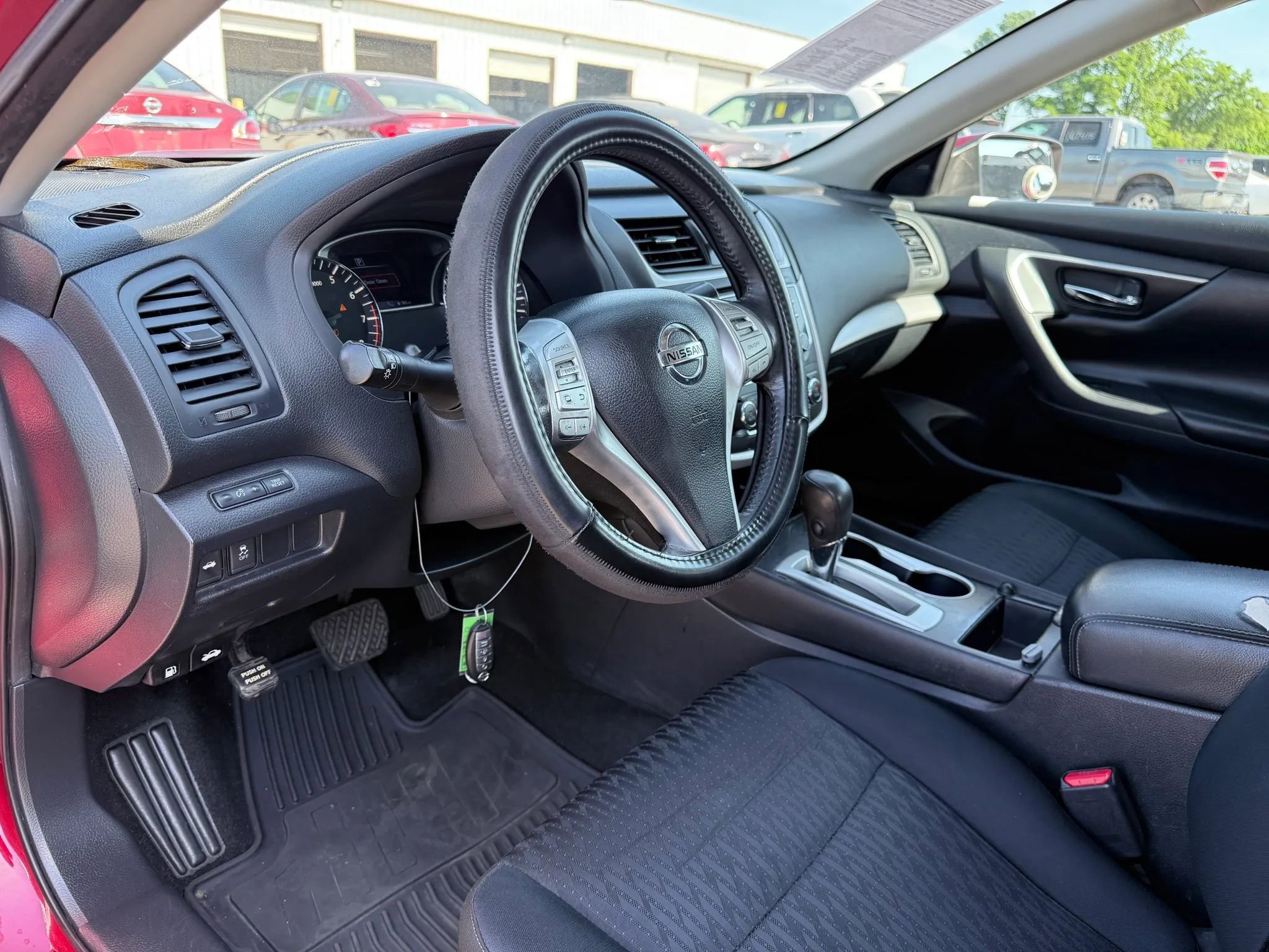 Used 2017 Nissan Altima 2.5 SV FWD image 17