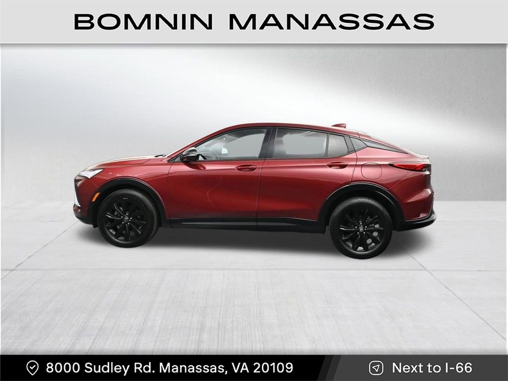 Used 2024 Buick Envista Sport Touring w/ Convenience I Package FWD image 2