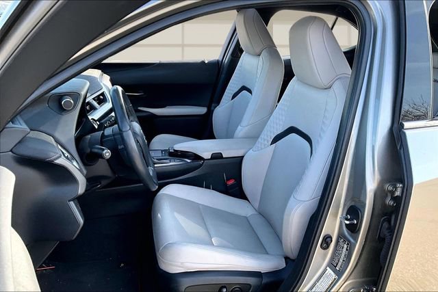 Used 2020 Lexus UX 200 w/ Premium Package image 25