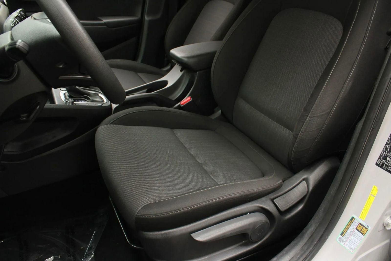 Used 2022 Hyundai Kona SEL AWD/4WD image 16
